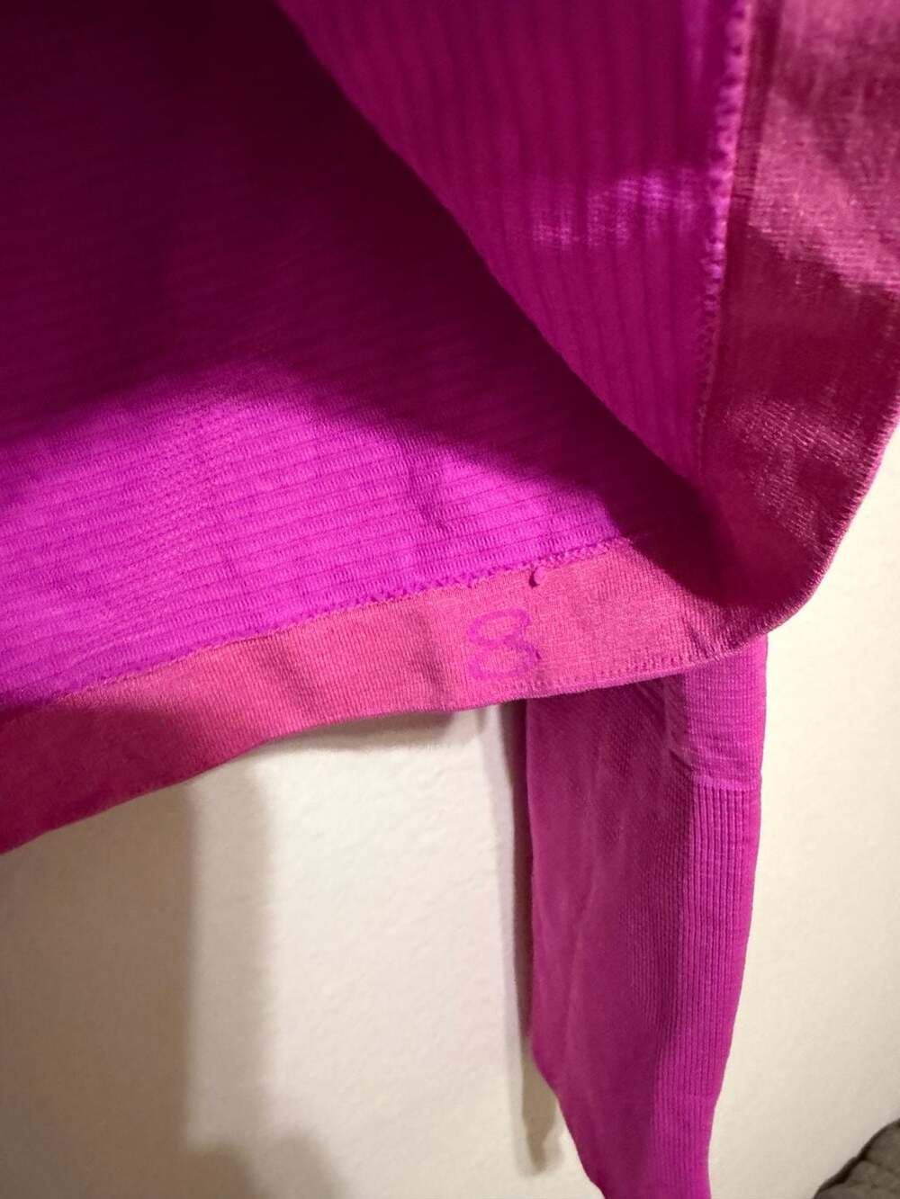Lululemon Swiftly Tech Long-Sleeve Shirt 2.0 Race Length Sonic Pink Size 8 - Picture 2 of 3